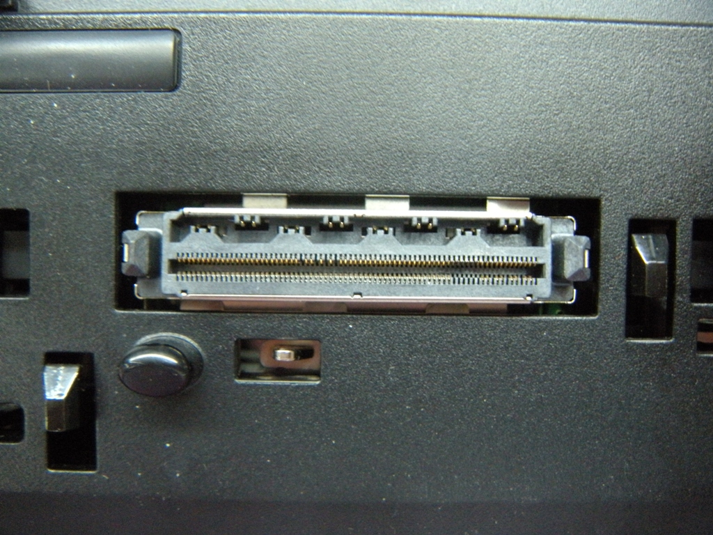 IBM Lenovo ThinkPad 0A70348 Docking Station Port Replicator USB 2.0  KEY MISSING Used A