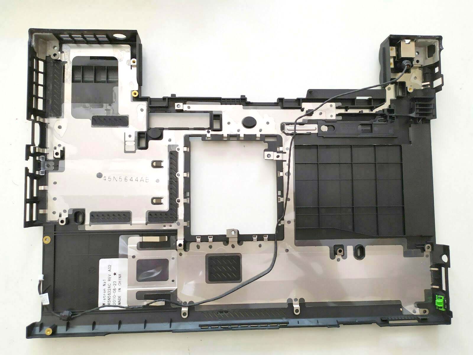 Lenovo Thinkpad T410 45N5632AD Bottom Case Used A