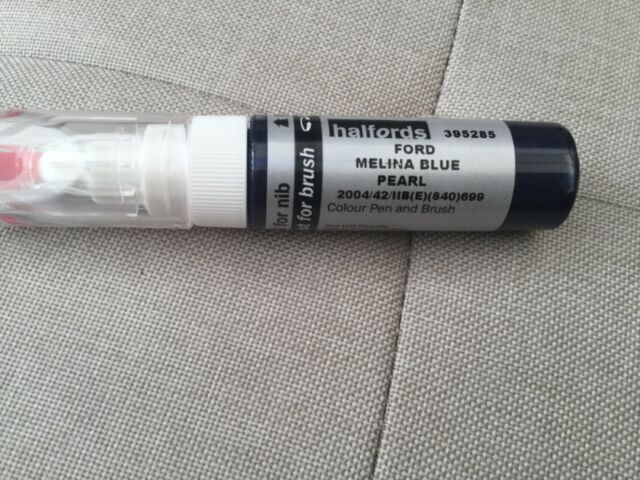 Halfords scratch chip repair for Ford Melina Blue 395285